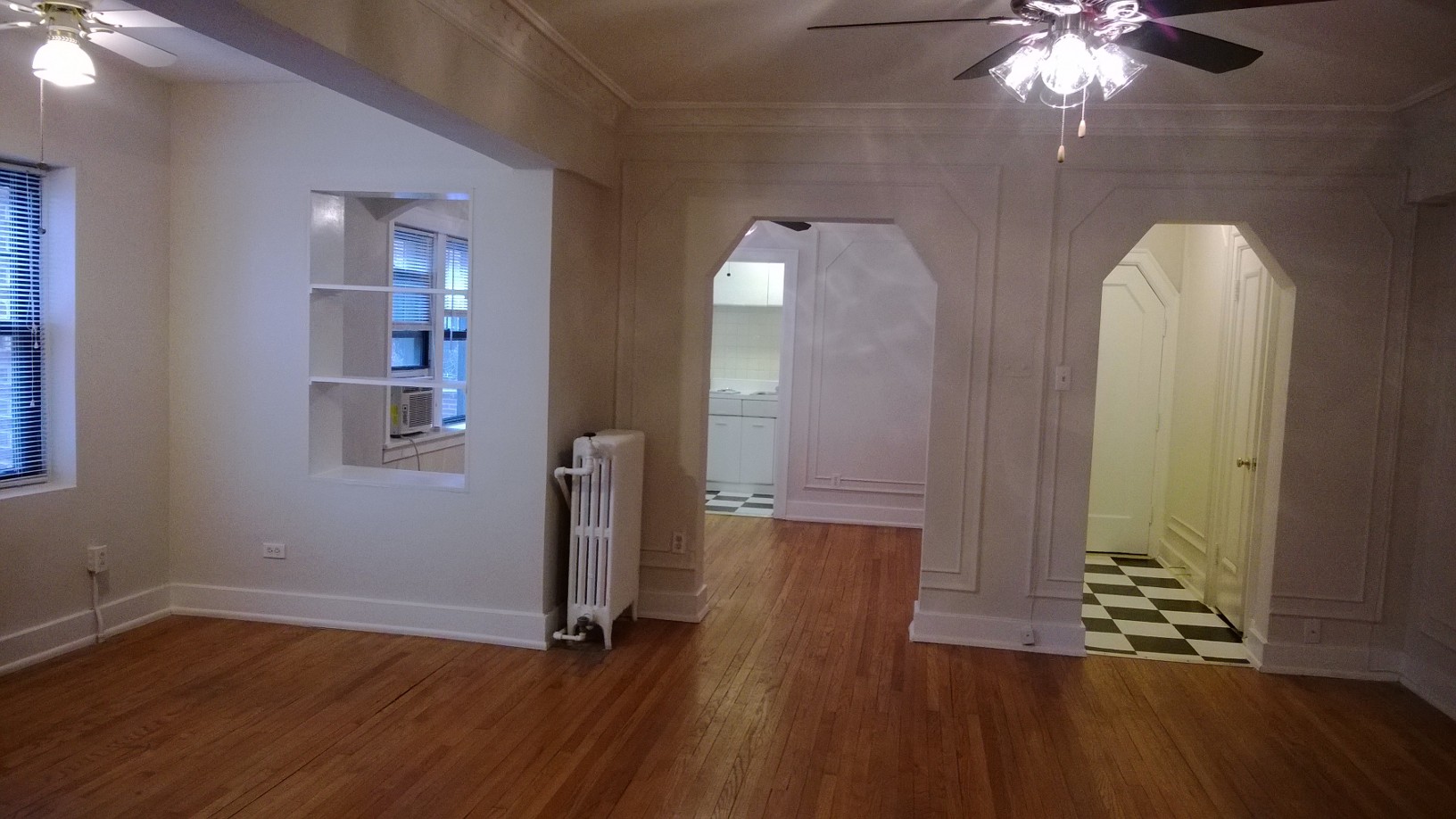 Plaza Apartment Center Image 12