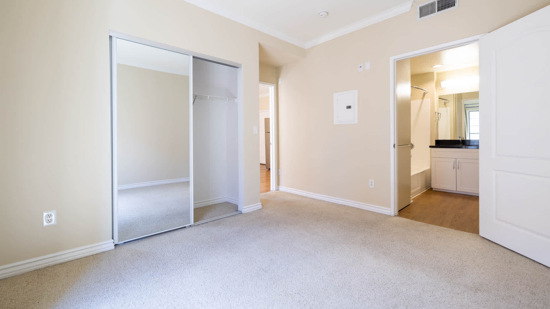 425 Broadway Image 7