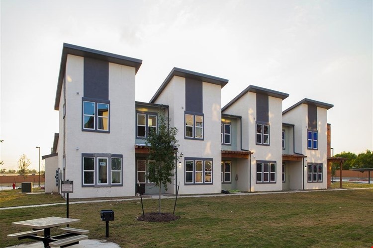 Sienna Pointe Image 9