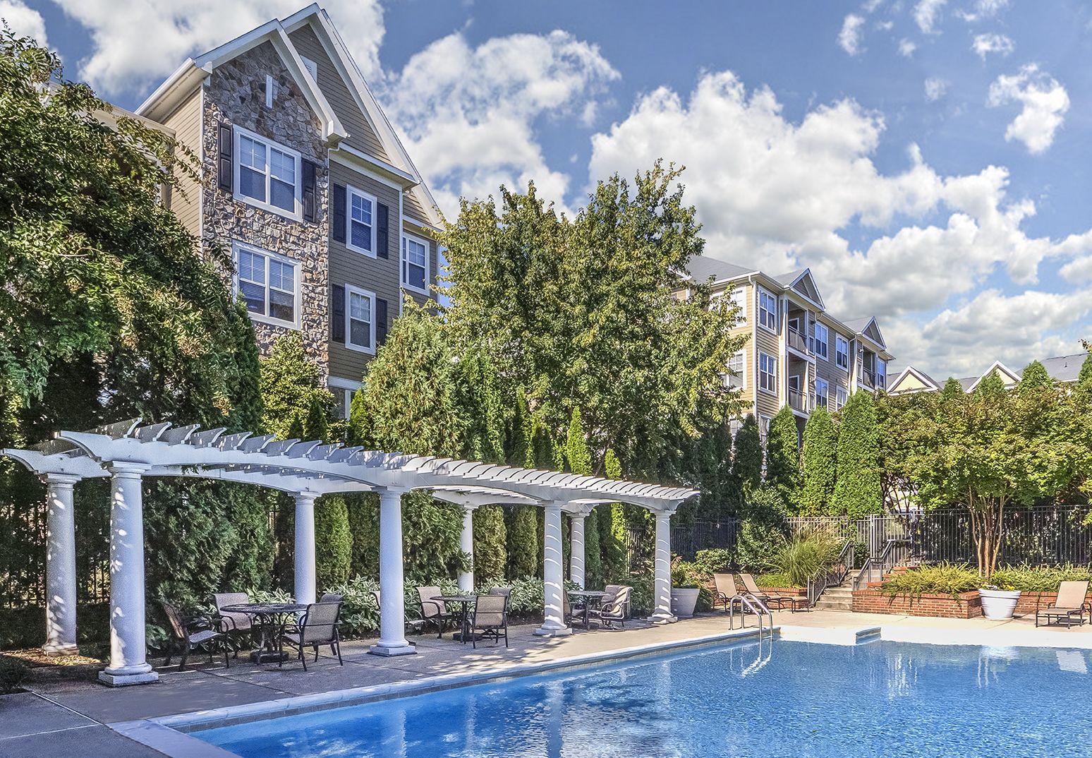 Camden Fallsgrove Image 17