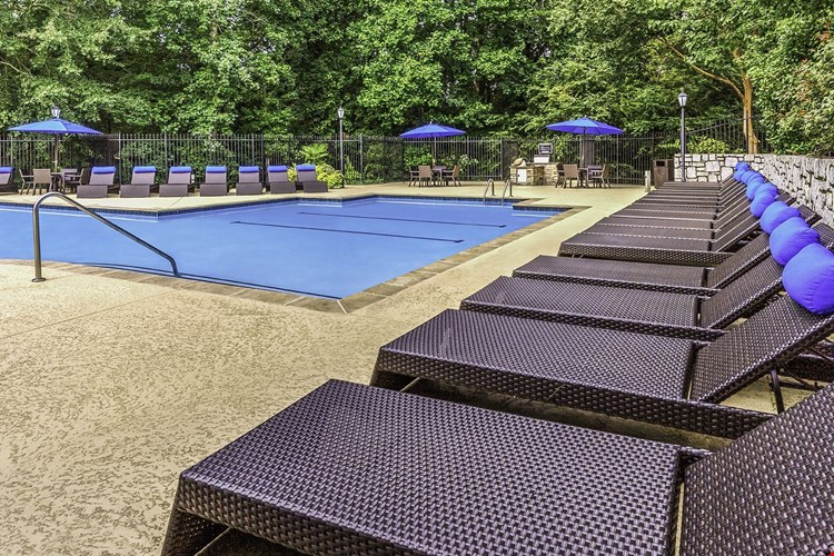 Camden Deerfield Image 18