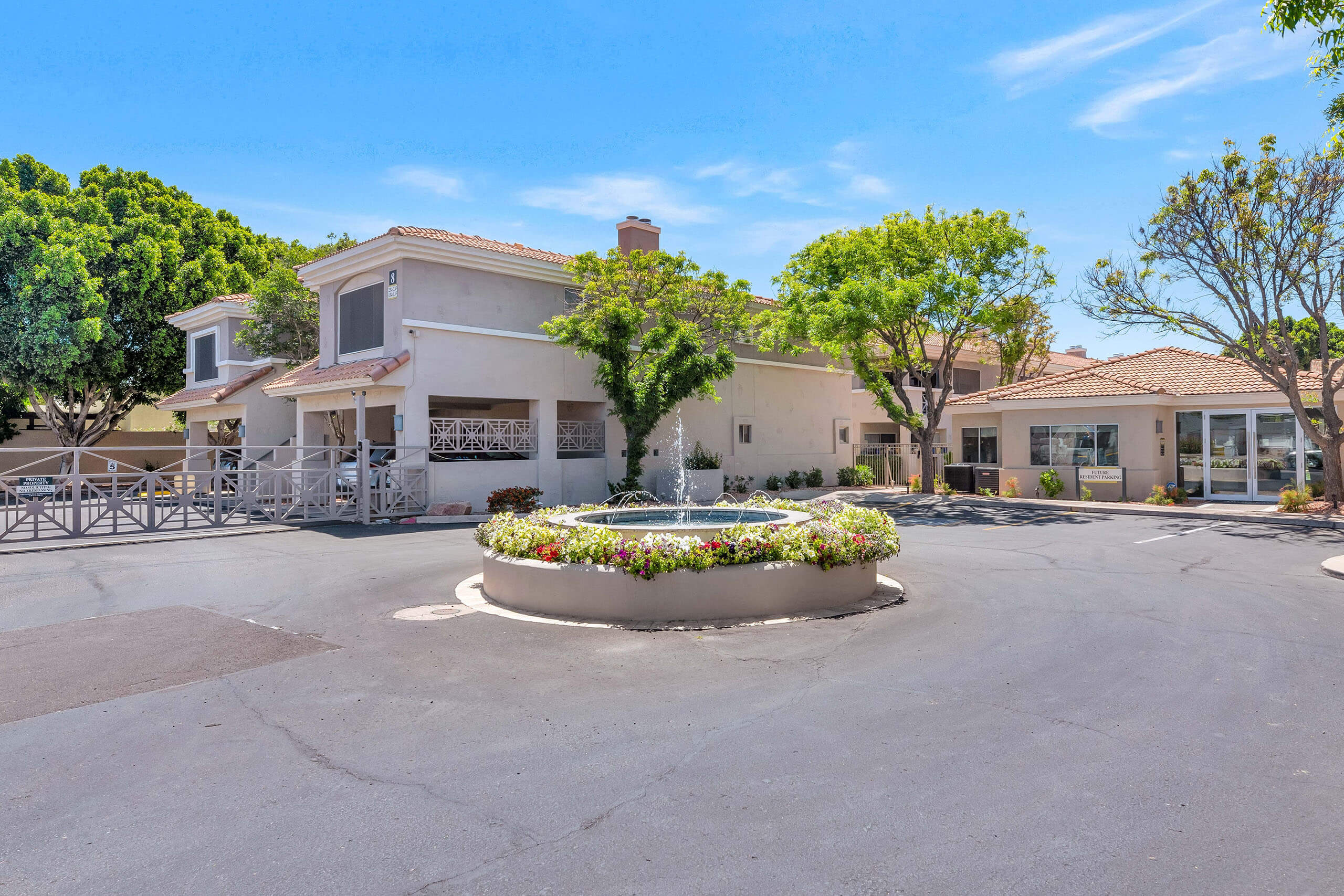 Townhomes at Biltmore Image 29