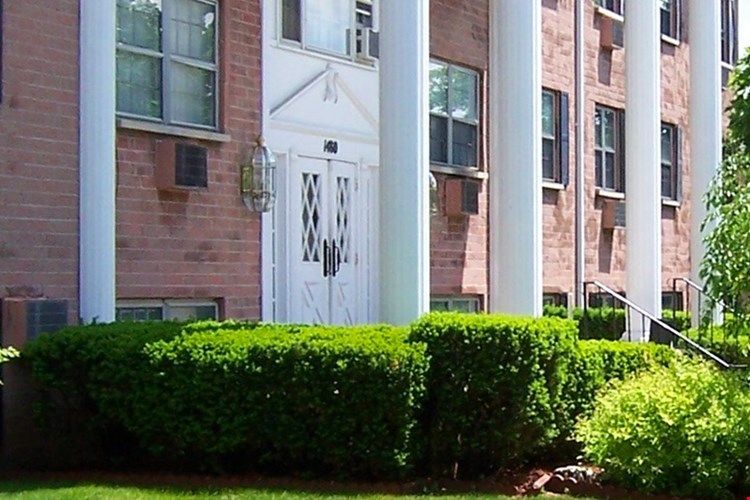 Heritage Apartments Image 1