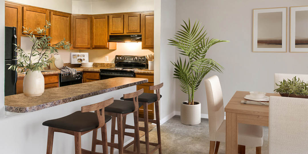 Summit Crest Image 36