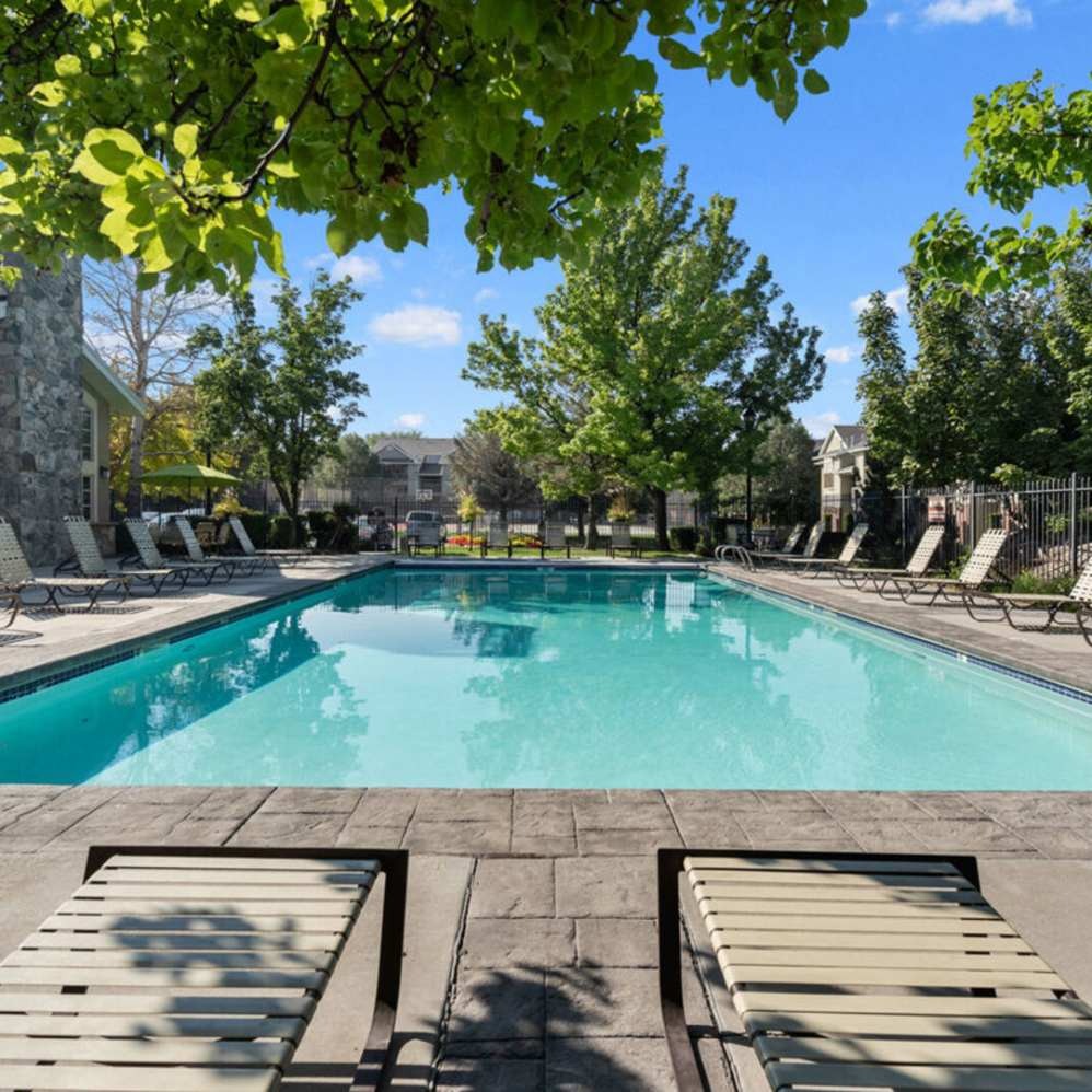 Falls at Hunters Pointe Image 16