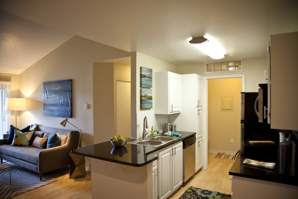 Lumina Apartments Image 22