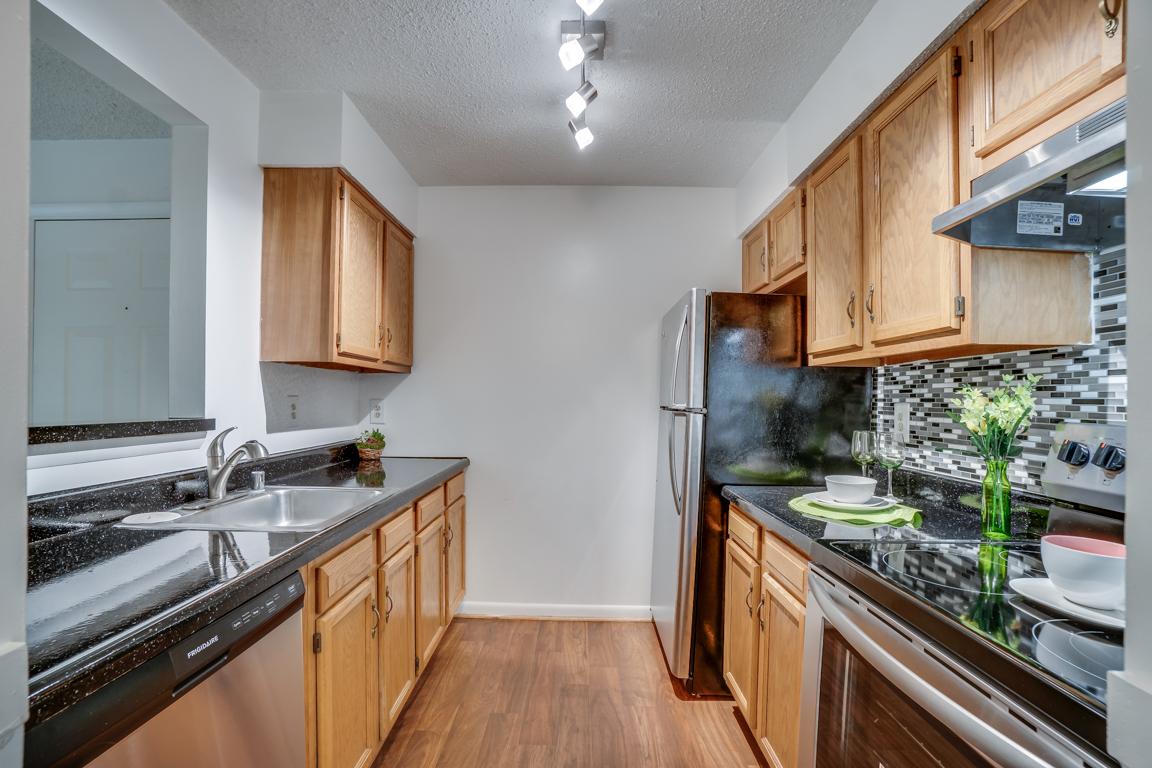 Maplewood Park Apartments Image 4