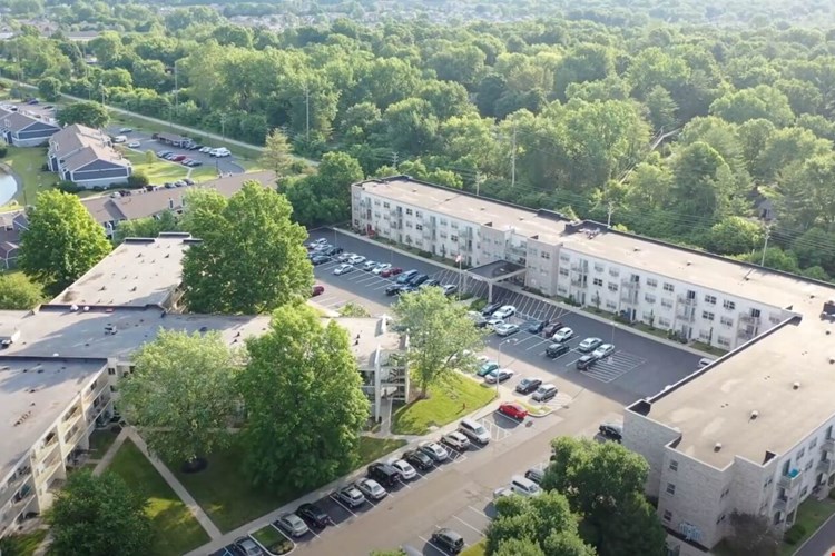 Crestwood Village North Image 1