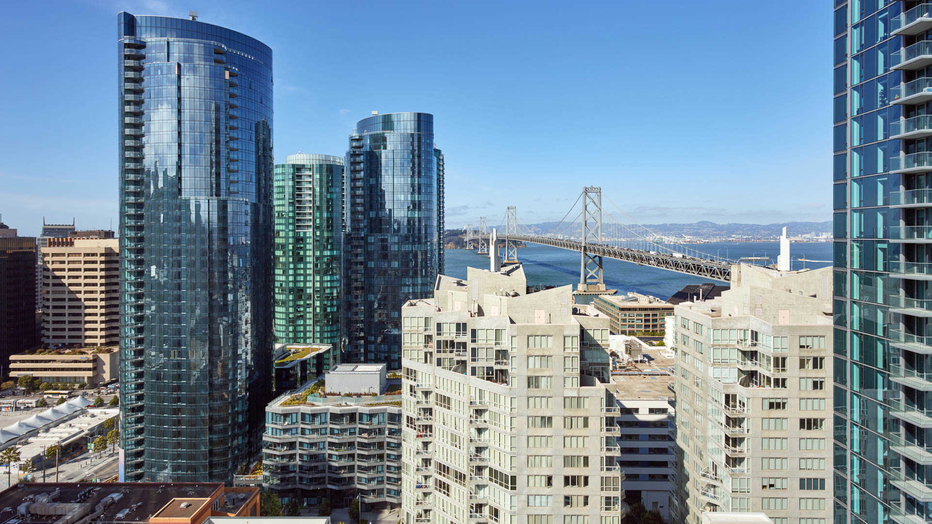 340 Fremont Image 60