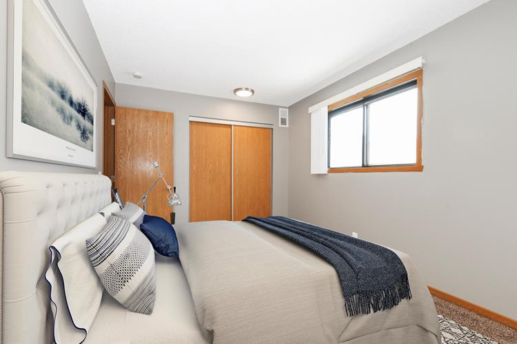 Courtyard Apartments Image 5