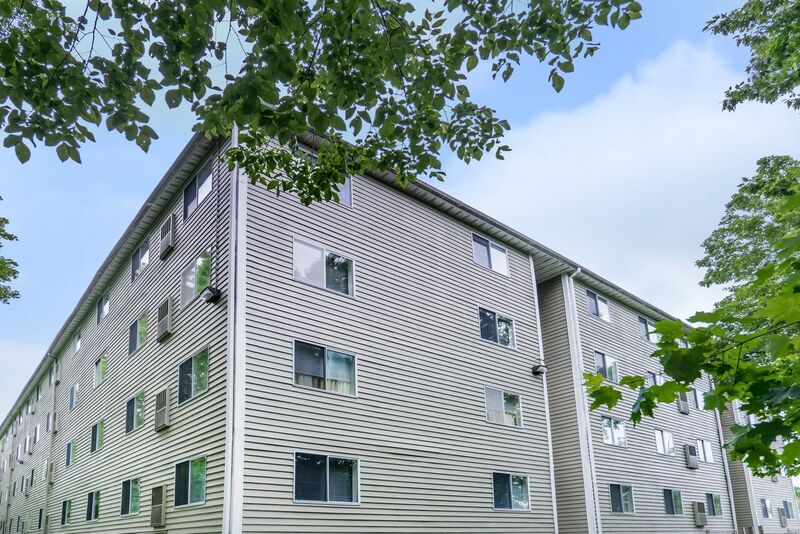 Lakeview Apartments Image 8