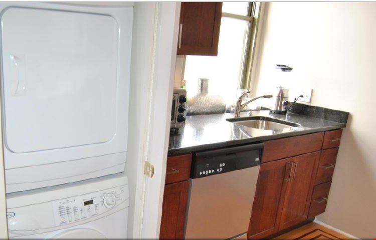 The Newport Image 14