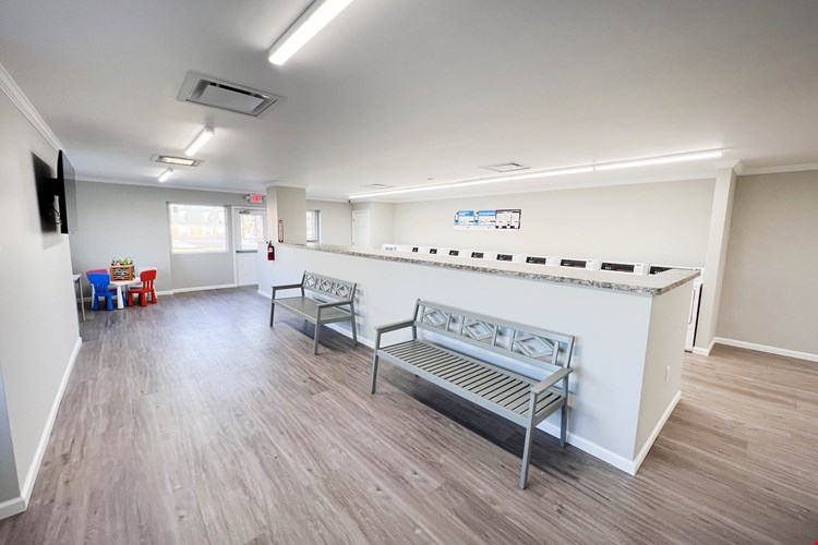 Forest Park Apartments Image 7