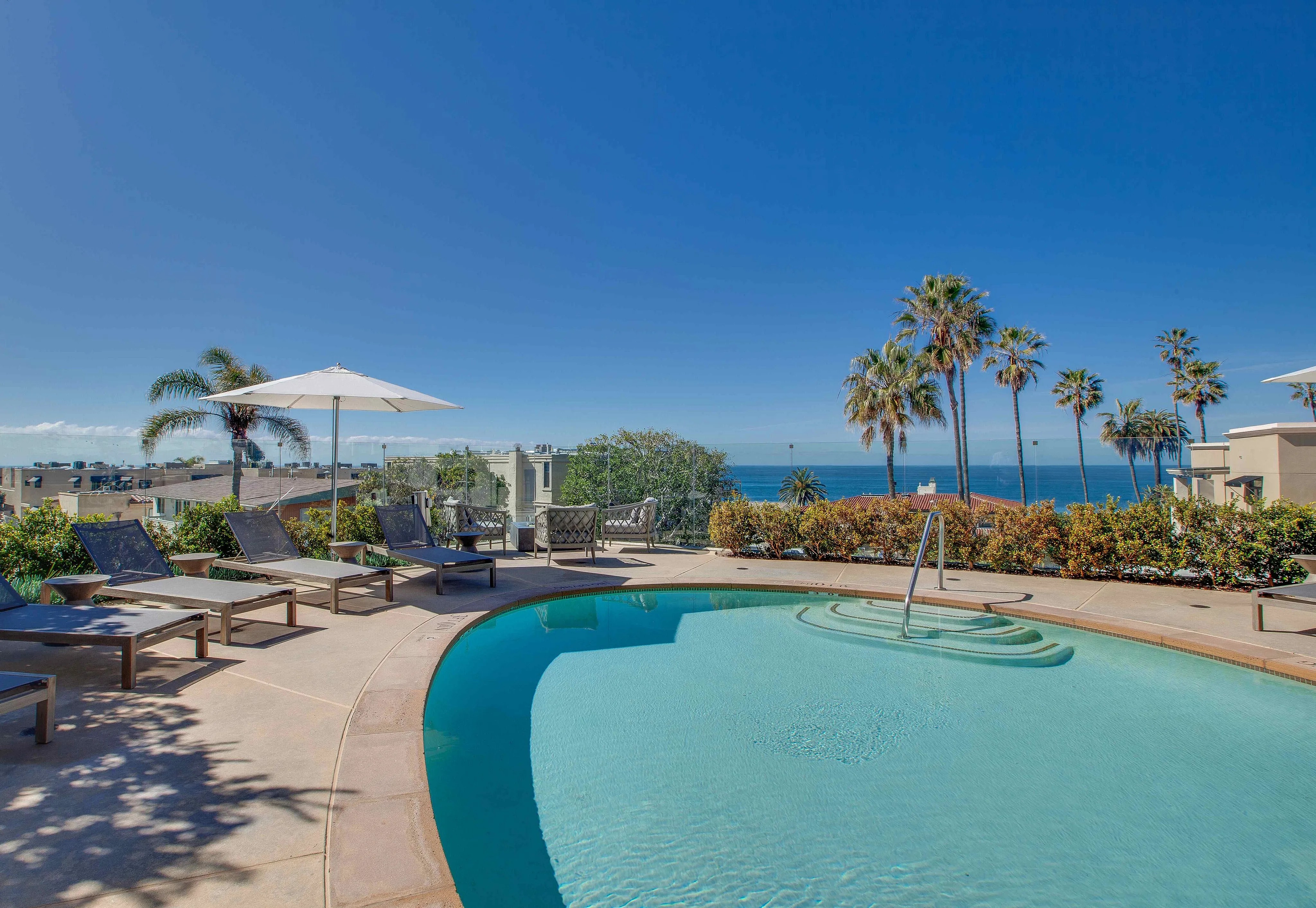 Ocean House on Prospect Apartment Homes Image 3