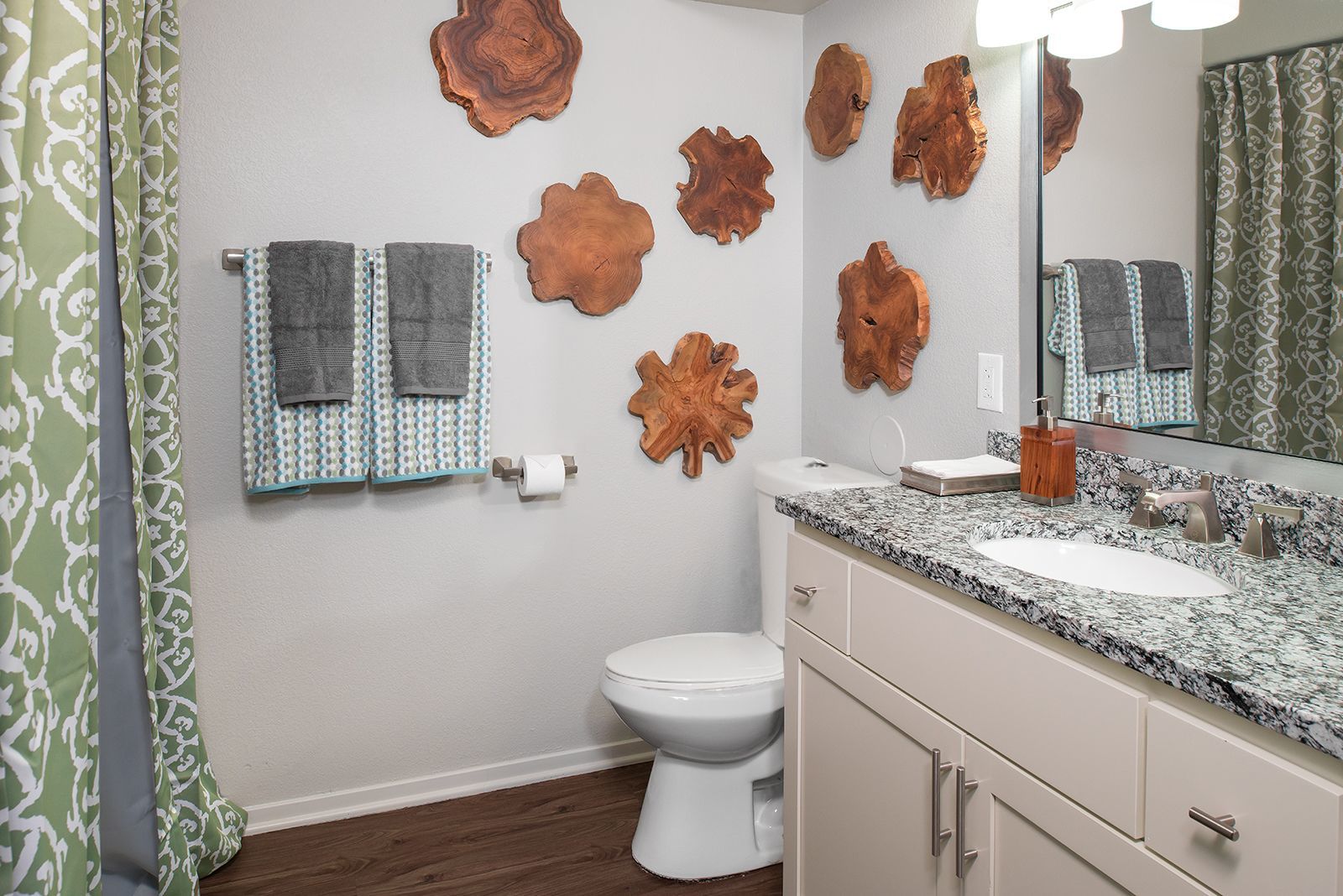 Court Senior Apartments Image 13