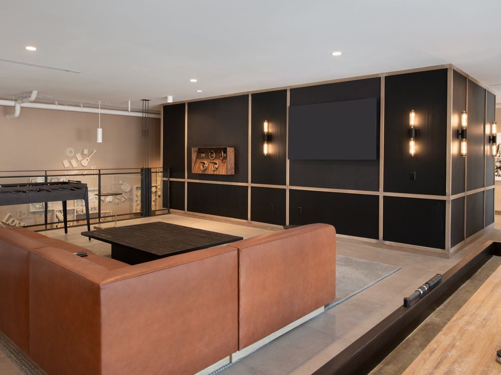 Mezzanine lounge area