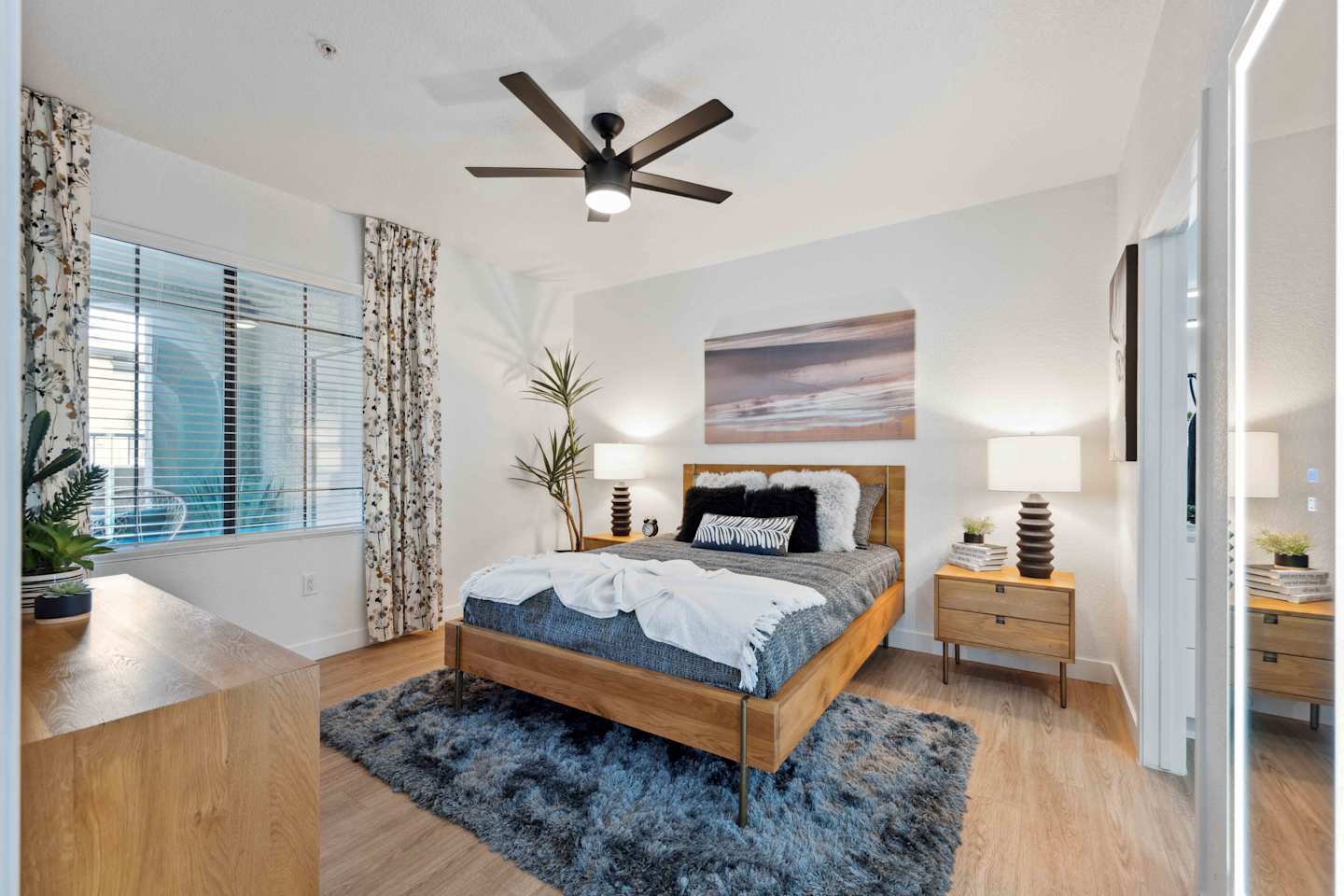 The Laurel Apartments Image 3