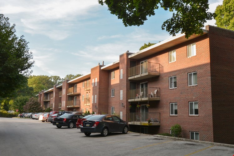 Lansdowne Towers Residential Building