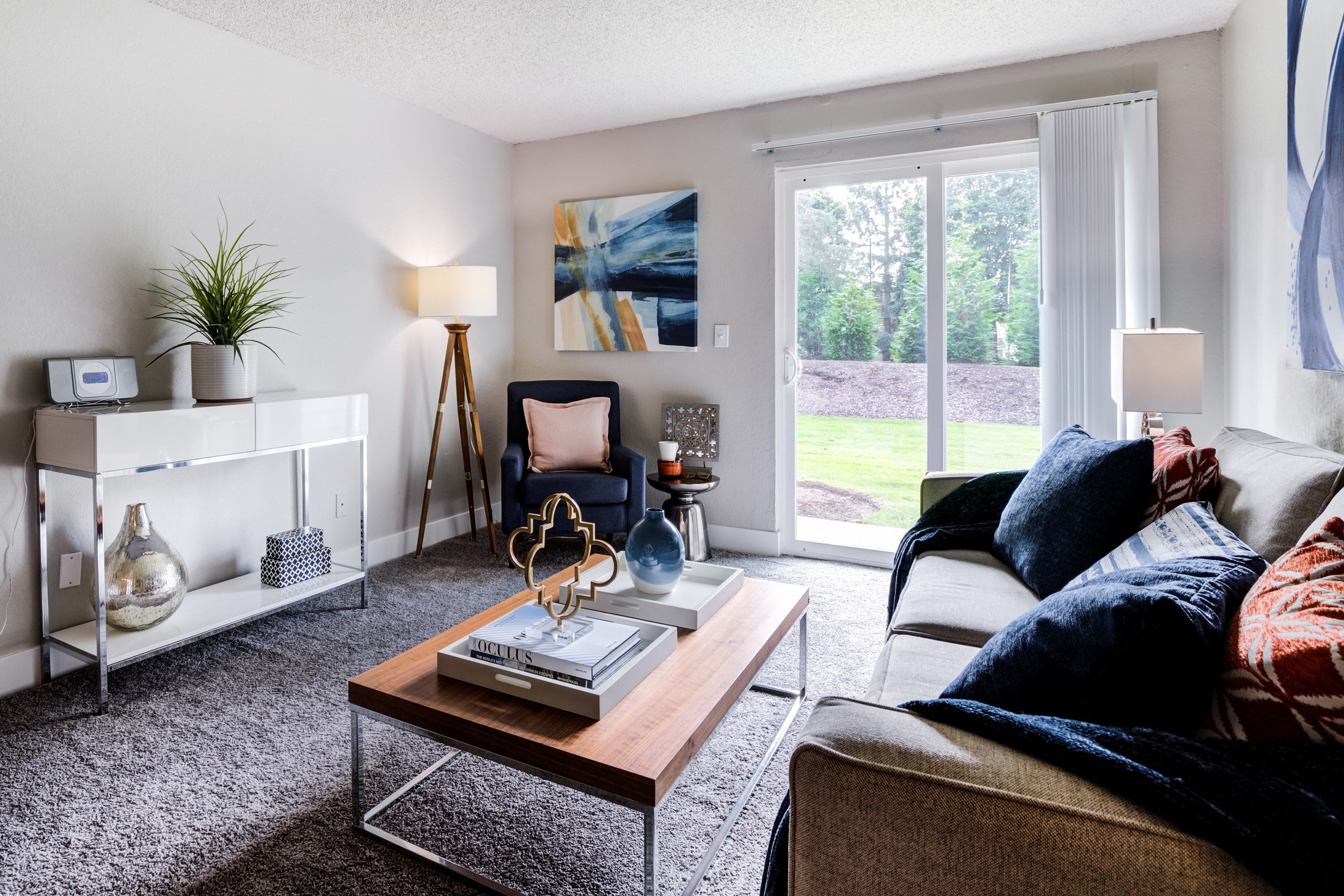 Knol Apartments Image 8