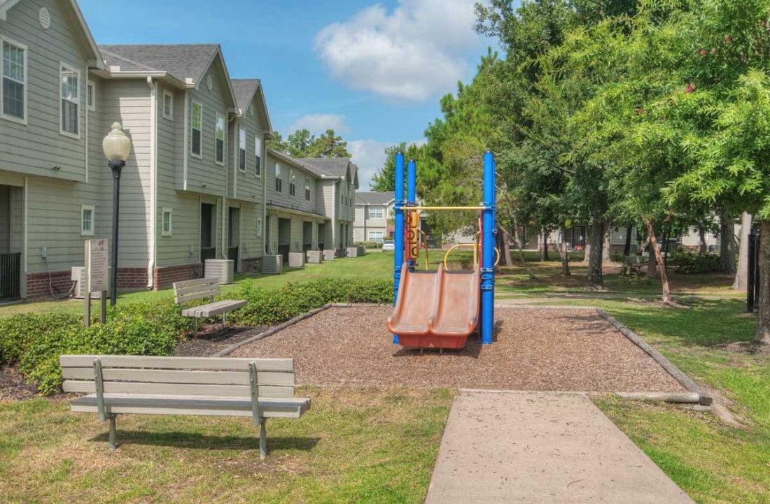 Park at Woodwind Lakes Image 11