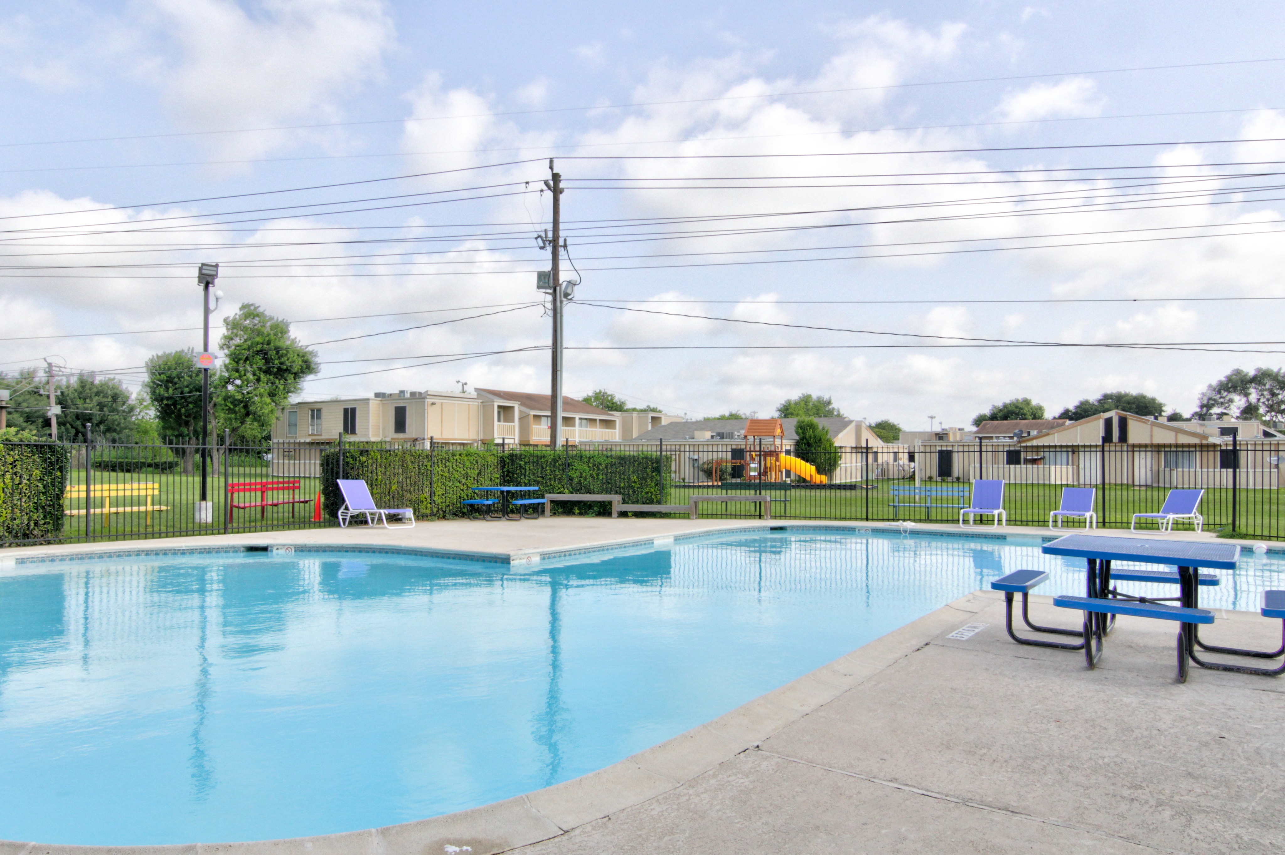 Huntington Village & Cambridge Crossing Image 1