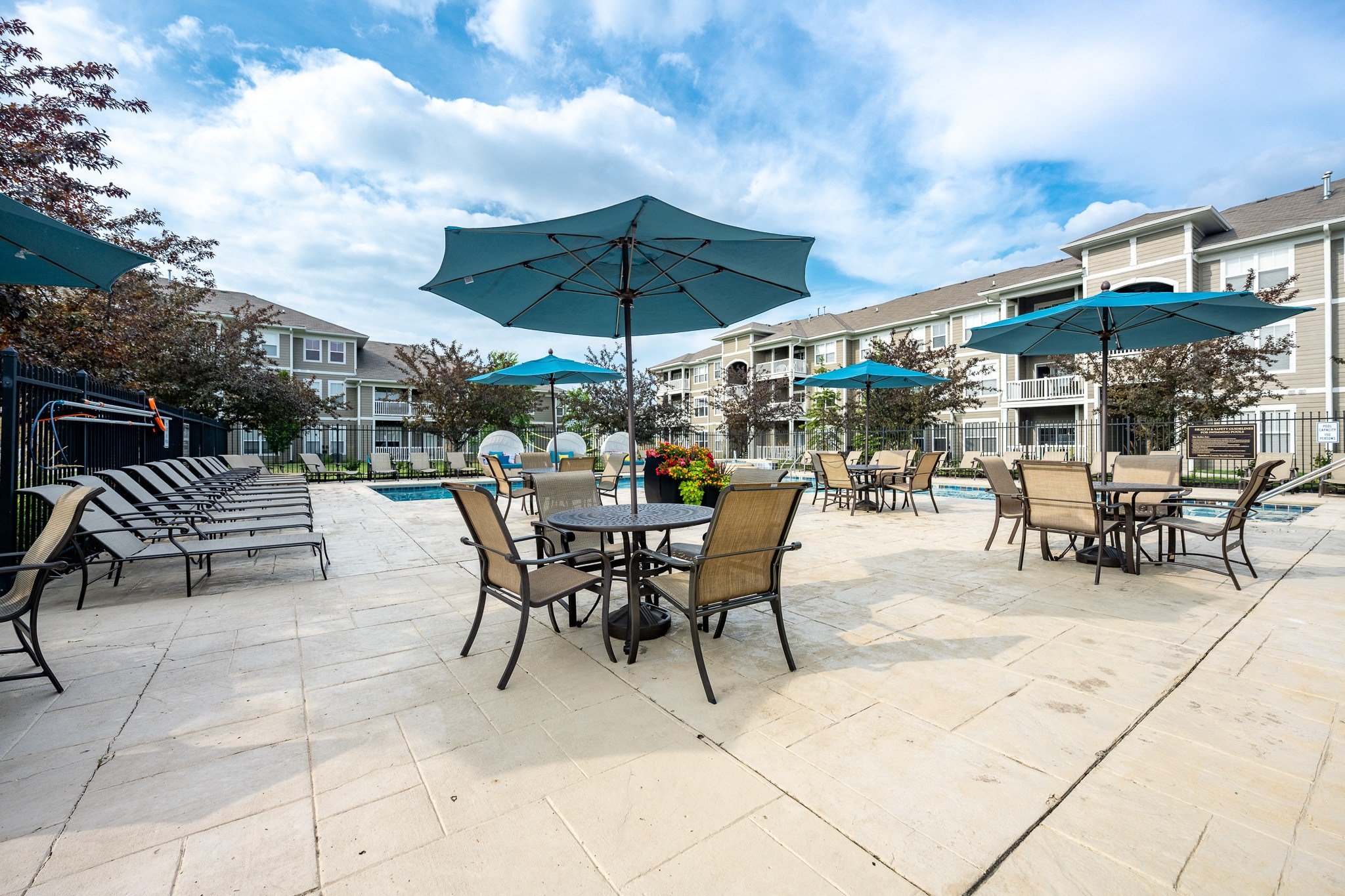 Maple Knoll Apartments Image 17