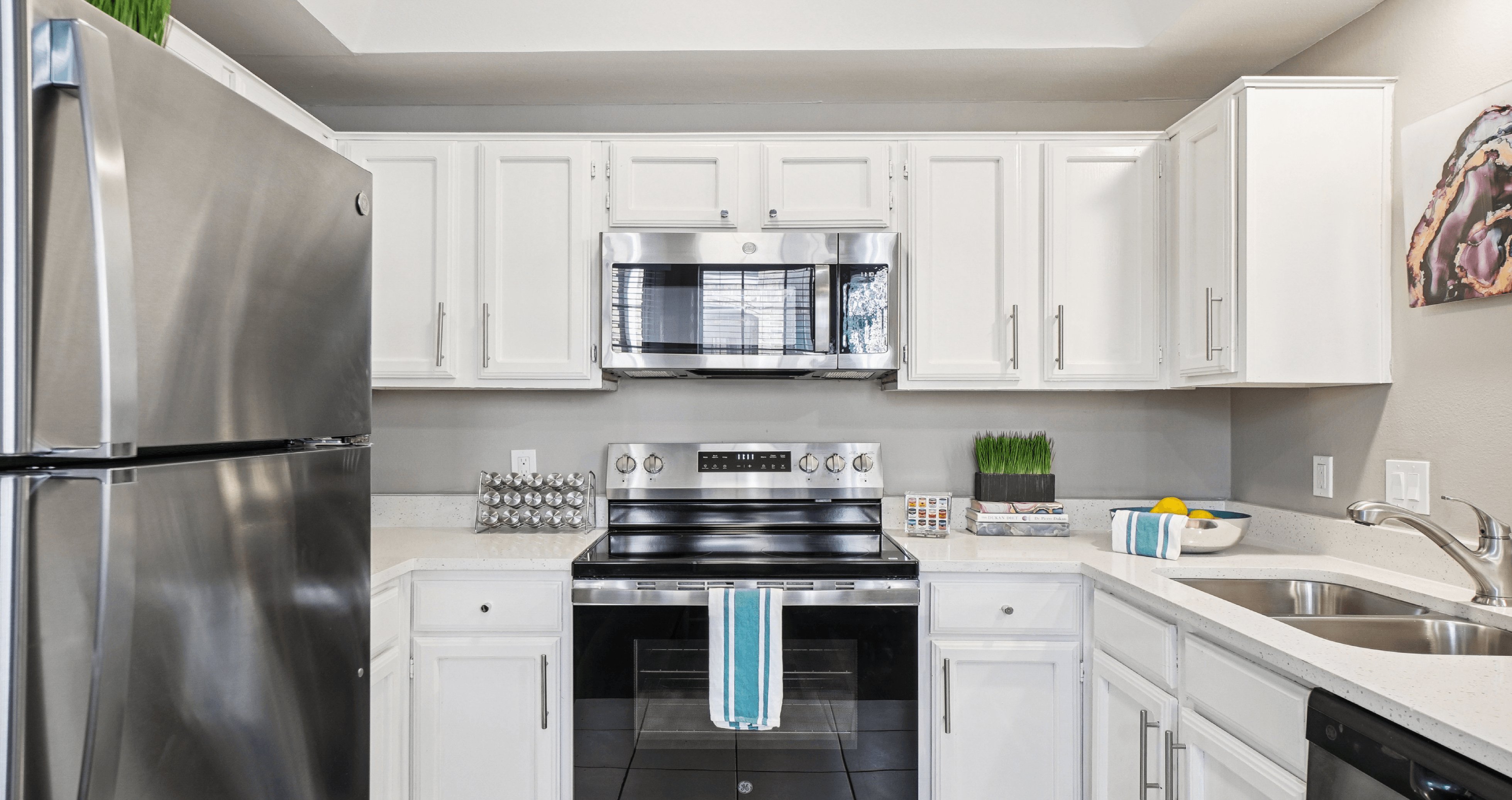 The Saxony Apartments Image 52