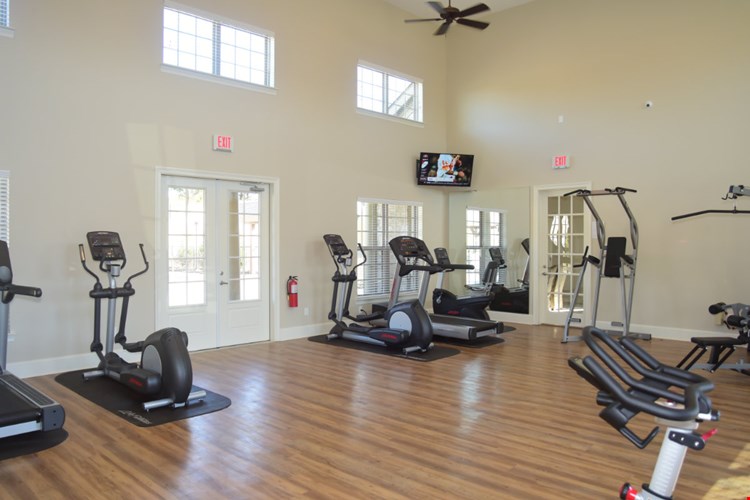 Apartments At Centennial Gardens Memphis