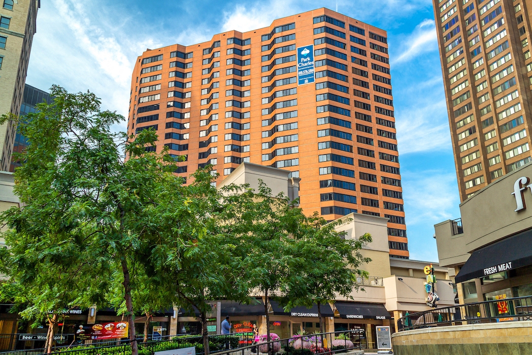 The Apartments at Charles Plaza Image 38