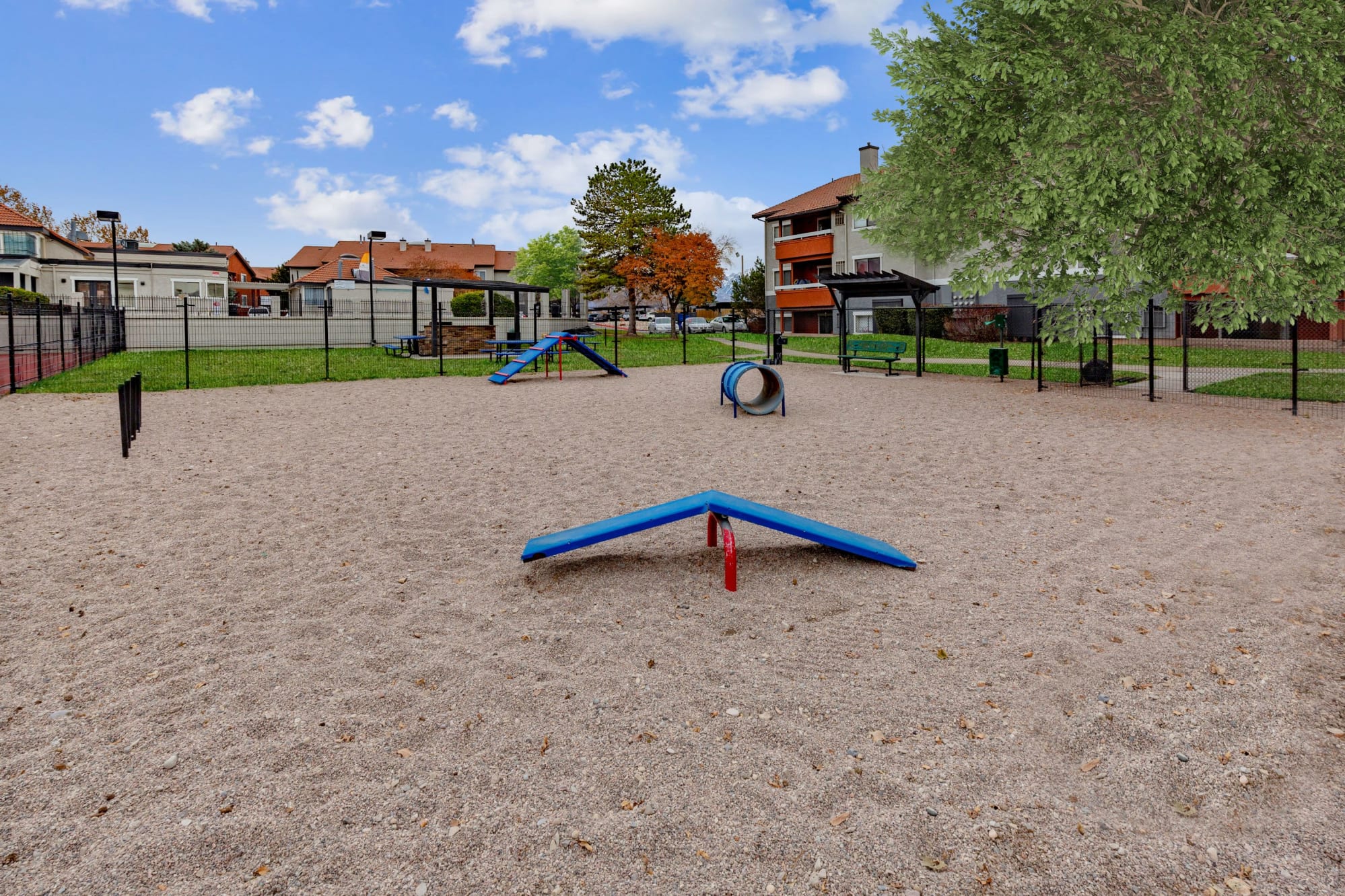 Shadowbrook Apartments Image 14