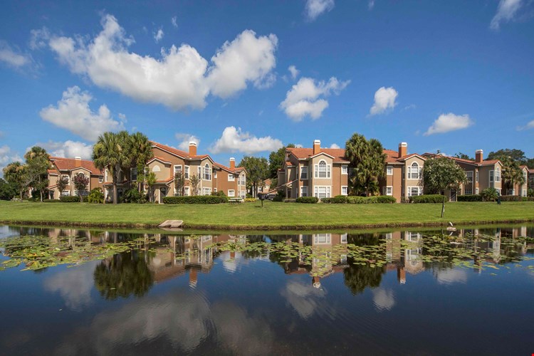 Arium Mission Bay Image 1