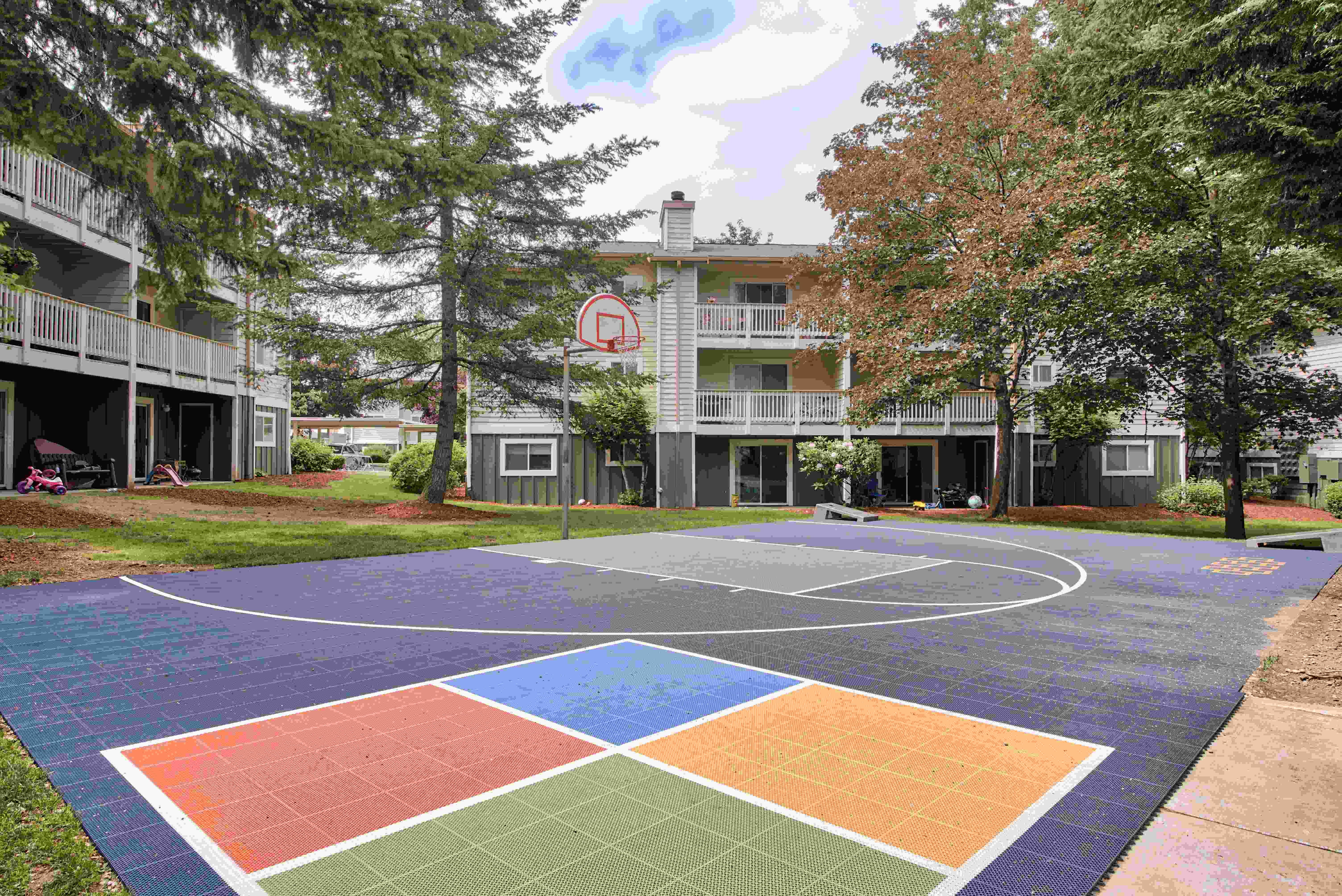 The Park at Cooper Point Apartments Image 22