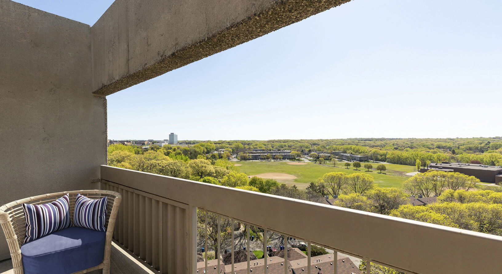 Pathways on the Park Image 9