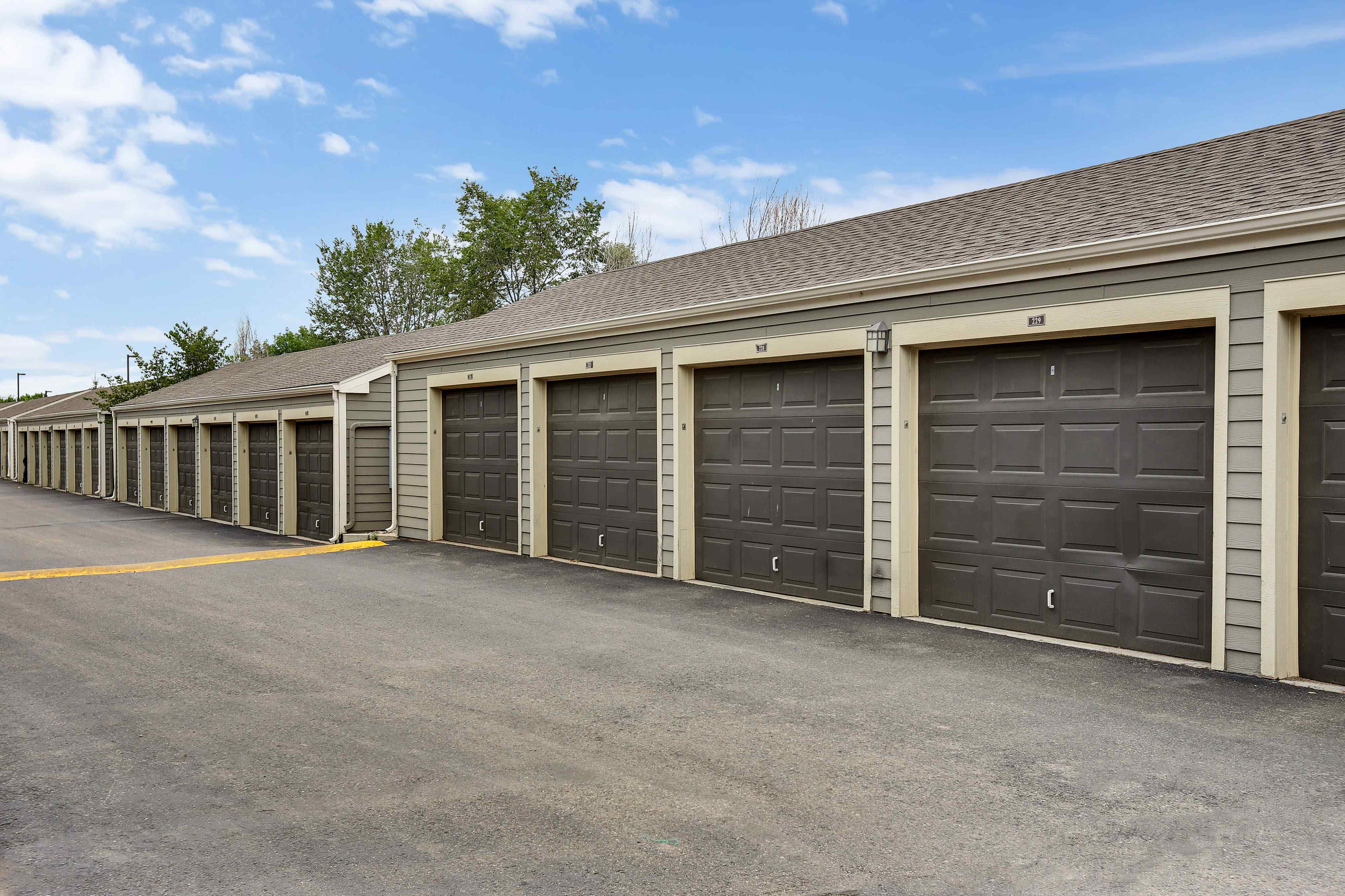 Platte View Landing Apartments Image 15