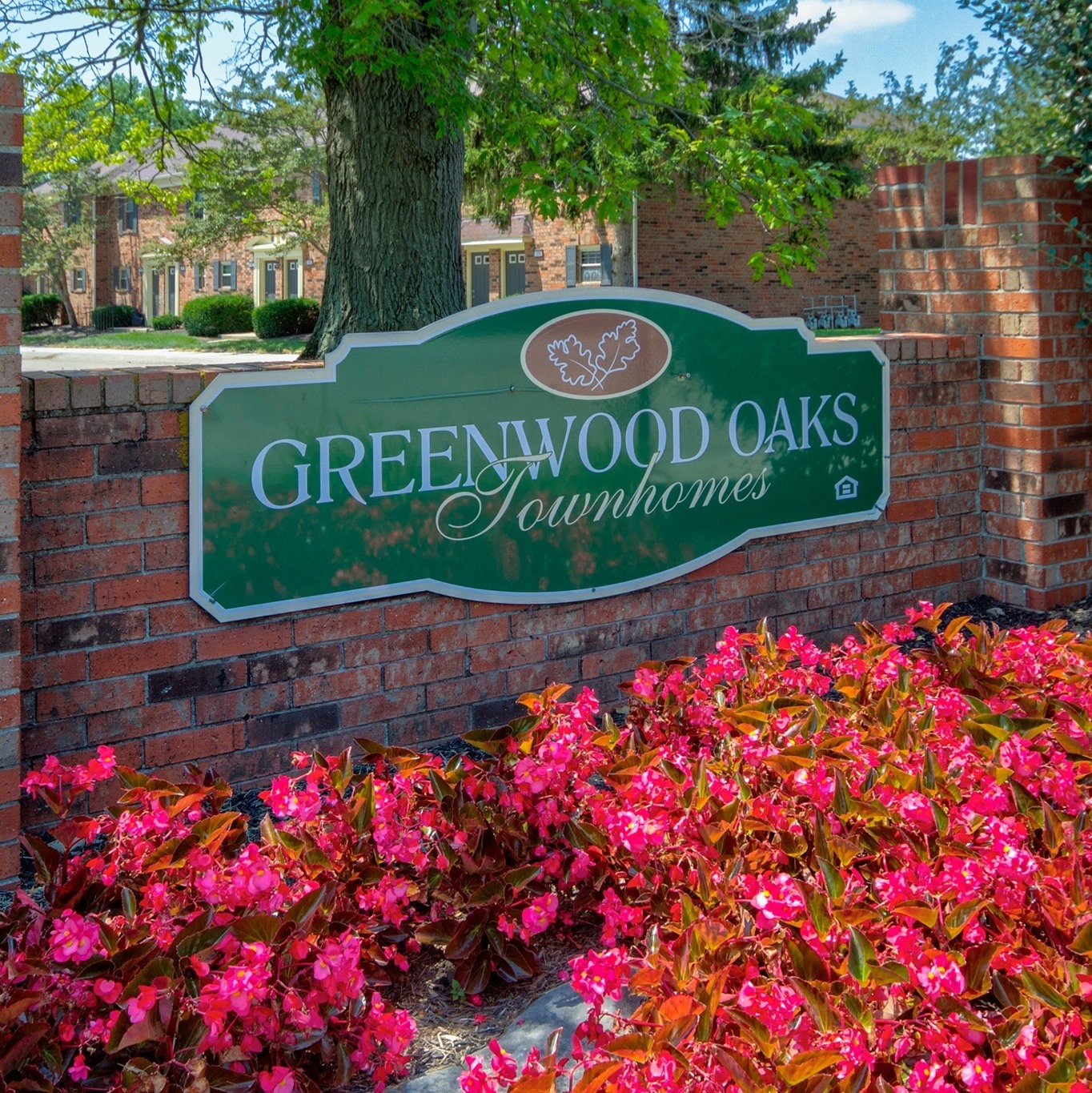 Greenwood Oaks Townhomes Image 1