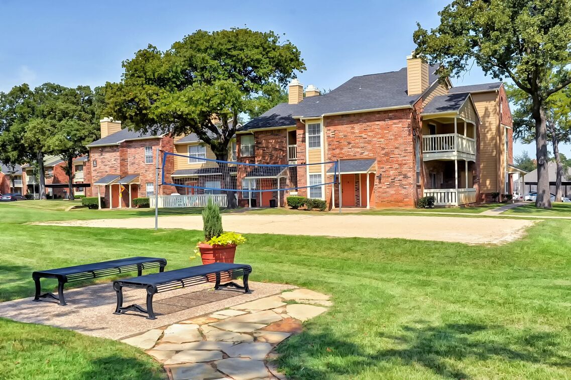 Tall Timbers Apartments Image 2