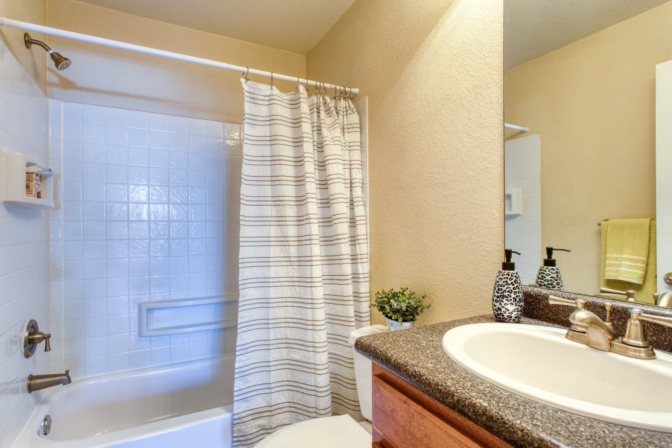 IMT Pleasant Hill Image 18