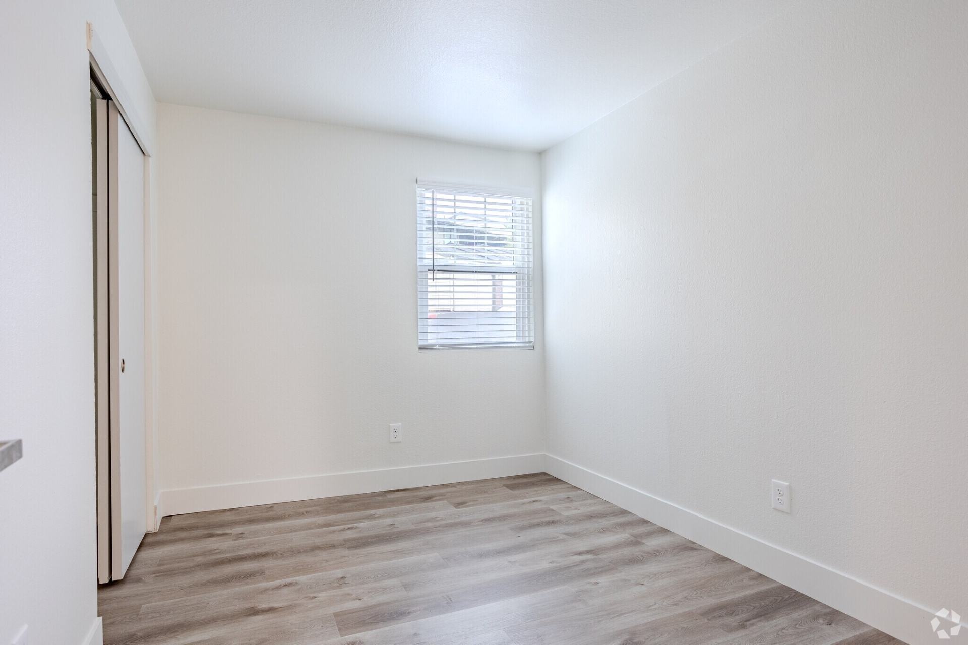 The Rosewood Apartments Image 18