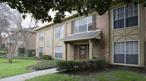 Vinings at Central Image 1