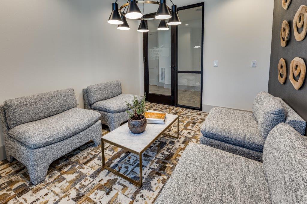 Aura High Pointe Image 30