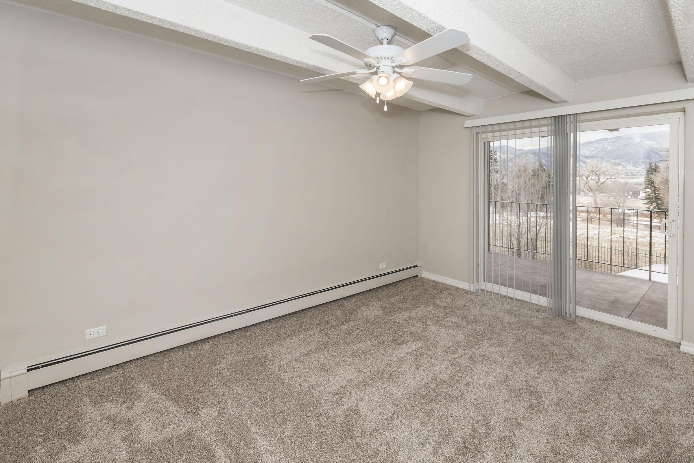 Boulder Crescent Image 36