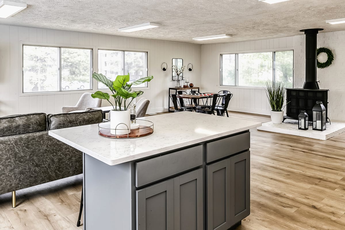 Old Mill Apartments Image 5