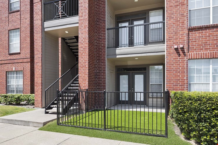 Camden Addison Image 22