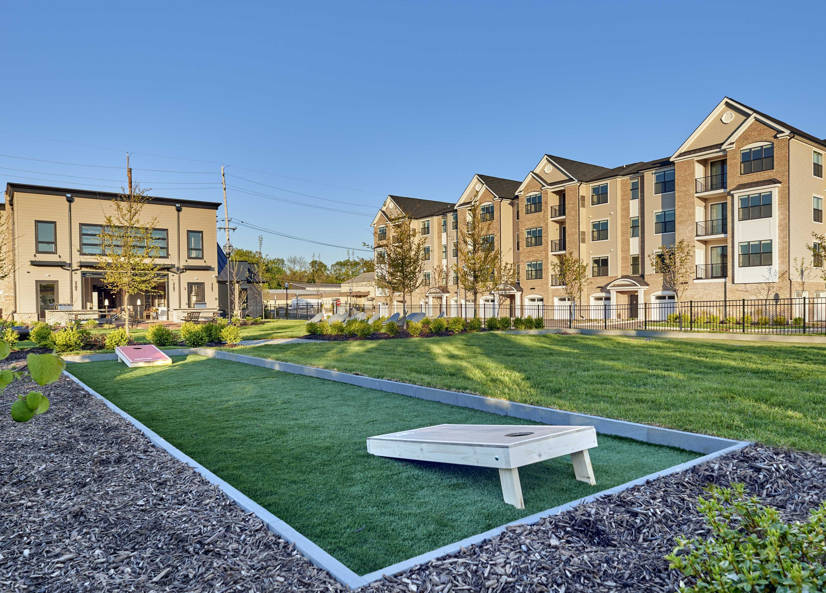 Central and Oak Image 12