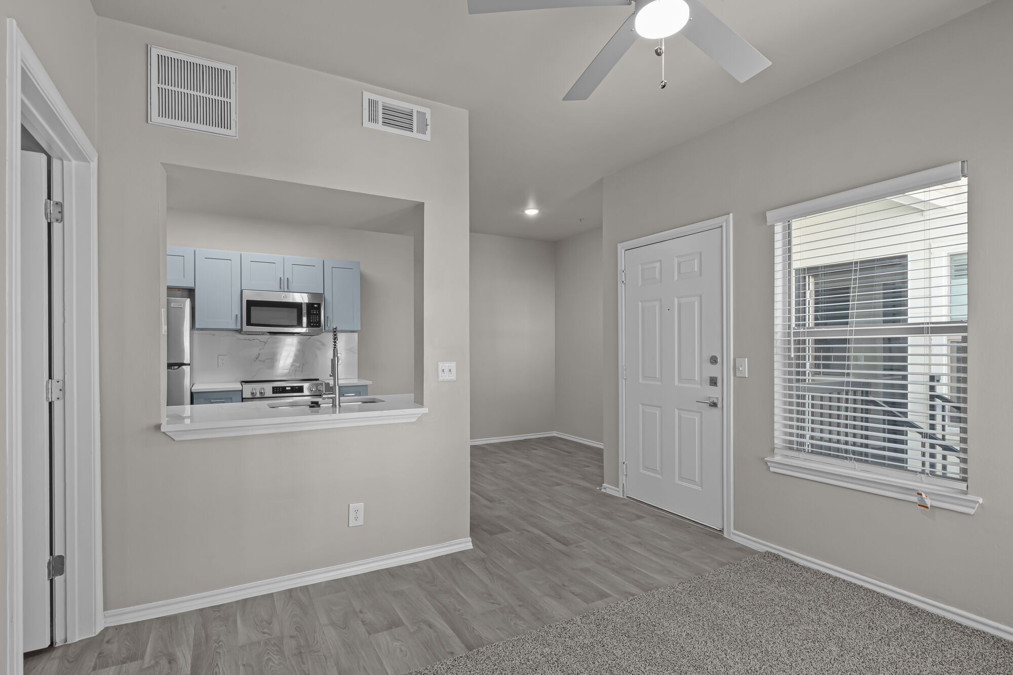 Larkin Apartment Homes Image 23