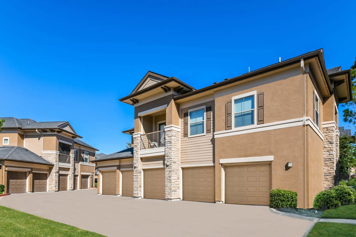 The Falls at Copper Lake Image 4