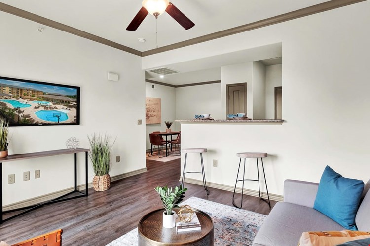 Villas In Westover Hills   Image 18