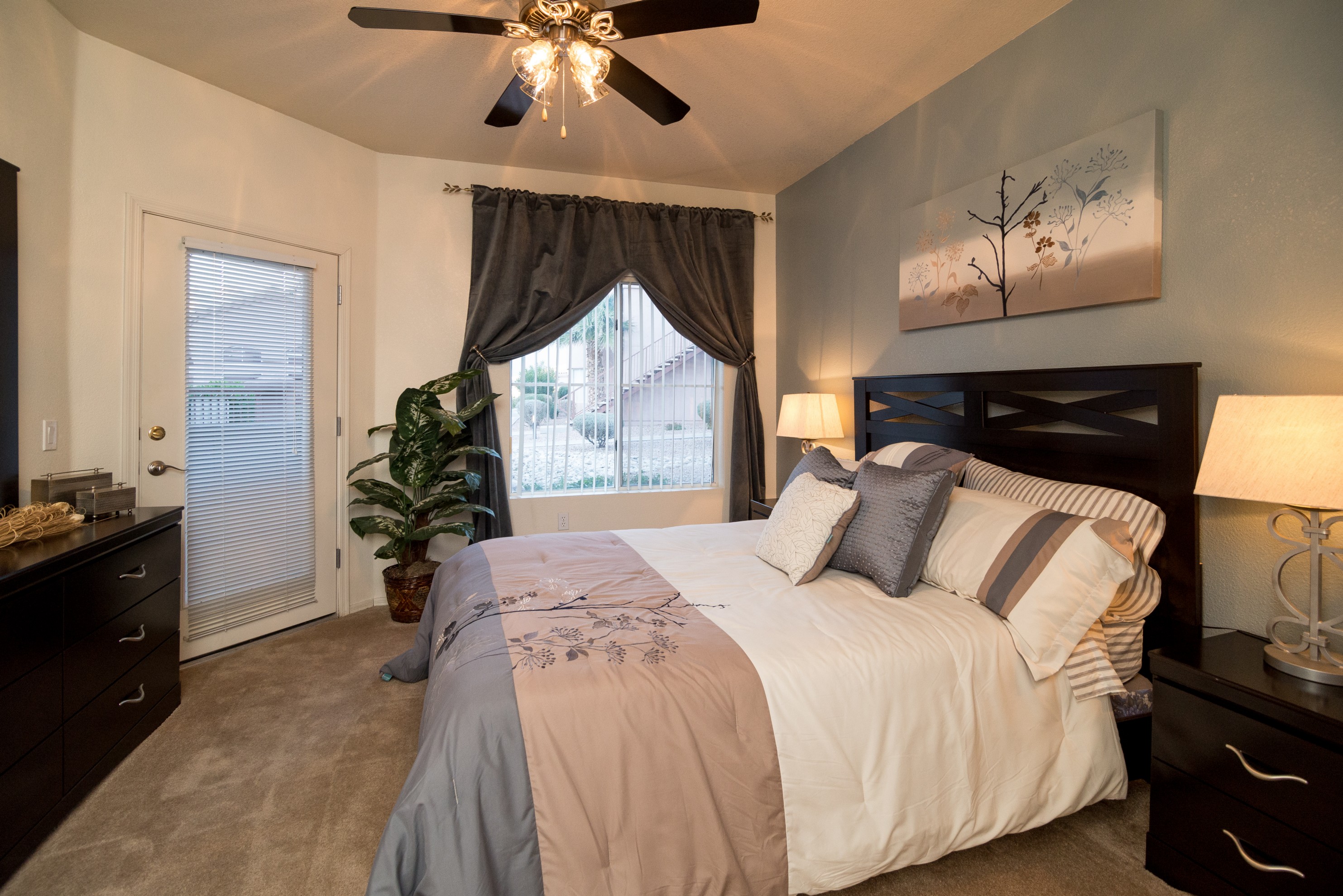 Pinnacle Heights Image 19