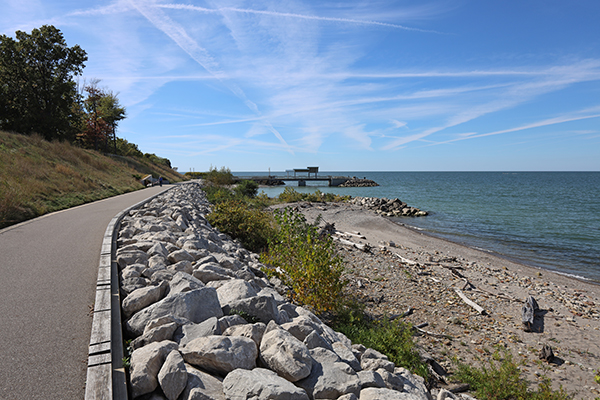 Water's Edge Image 9