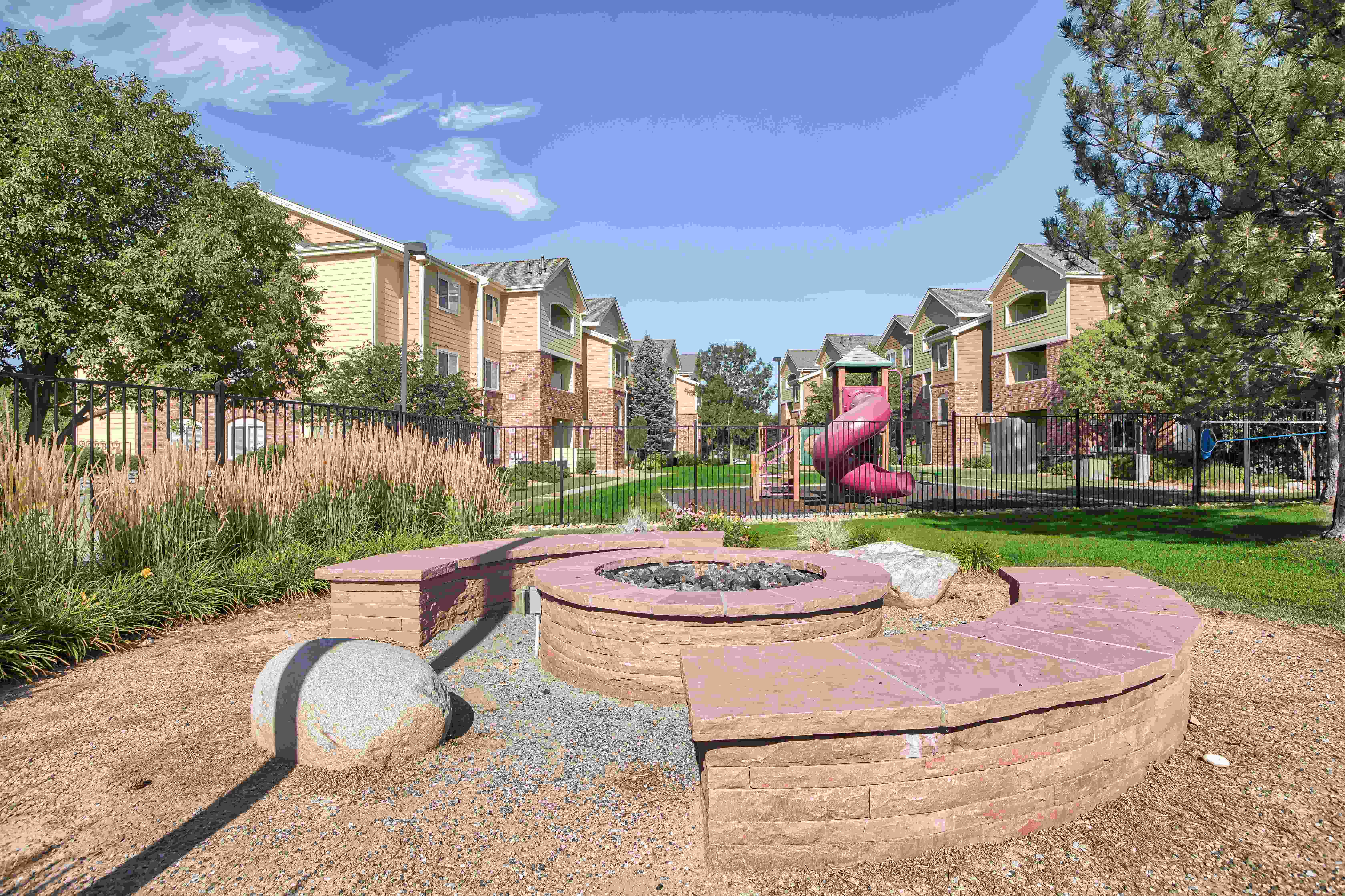 Willow Run Village Apartments Image 6